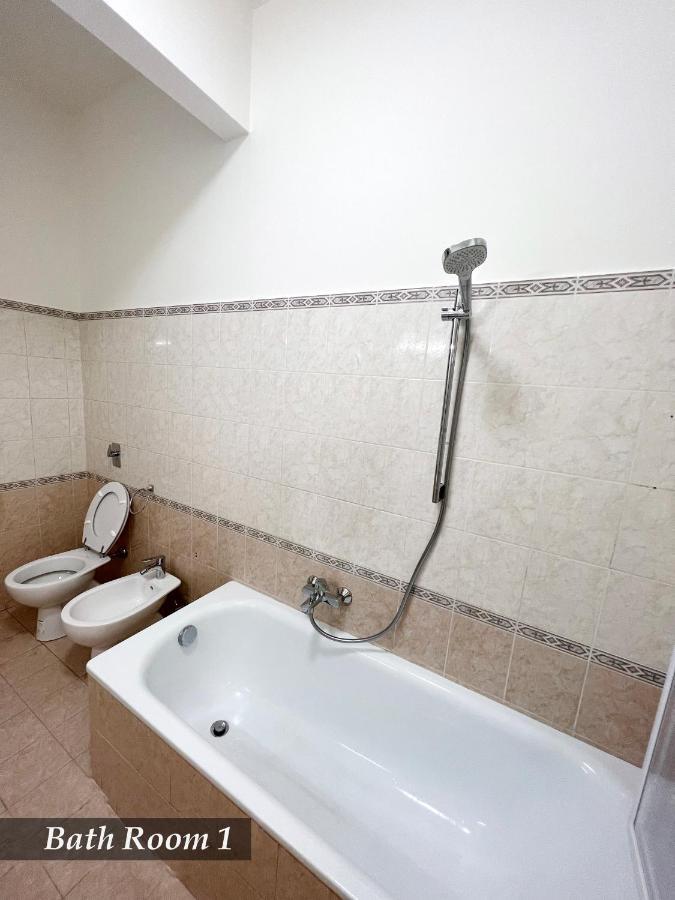 Welcome Riviera -Torre D'Avorio Appartamento 126 Mq Piu'Terrazzo25 Mq - Totalmente Rinnovato- 250 M Dal Centro - Parcheggio A Pagamento 15 Euro Al Giorno Da Prenotare In Anticipo Salvo Dispo -Parking At 15 Euro Per Day To Be Booked In Advance If Avai Рапалло Экстерьер фото