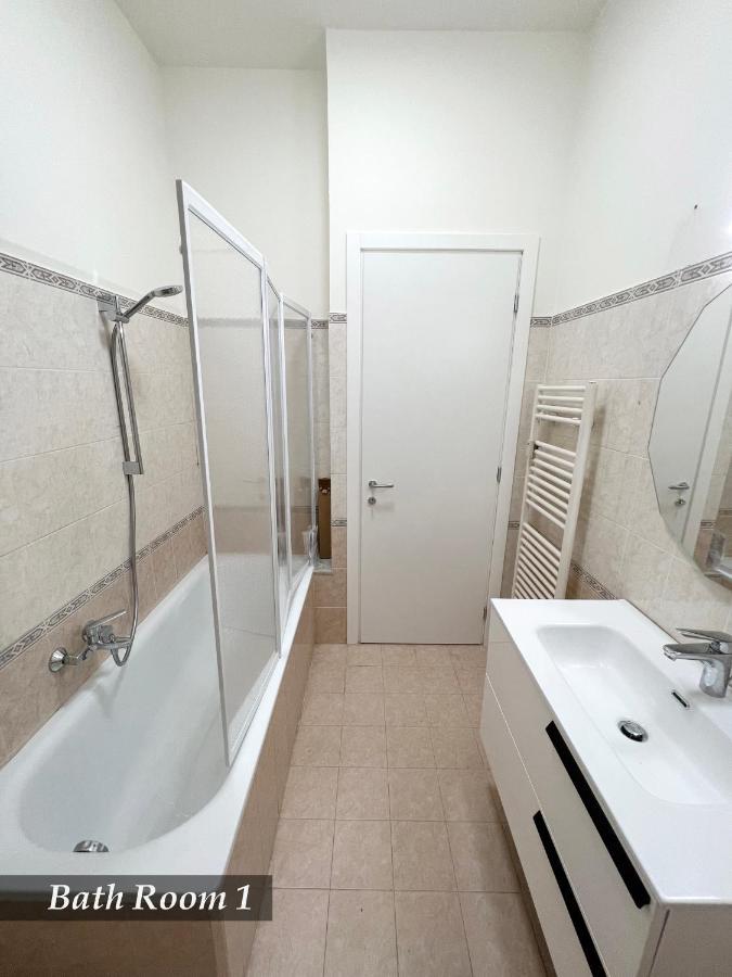 Welcome Riviera -Torre D'Avorio Appartamento 126 Mq Piu'Terrazzo25 Mq - Totalmente Rinnovato- 250 M Dal Centro - Parcheggio A Pagamento 15 Euro Al Giorno Da Prenotare In Anticipo Salvo Dispo -Parking At 15 Euro Per Day To Be Booked In Advance If Avai Рапалло Экстерьер фото